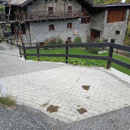 Casa Dei Sogni Lejlighed Aosta Eksteriør billede